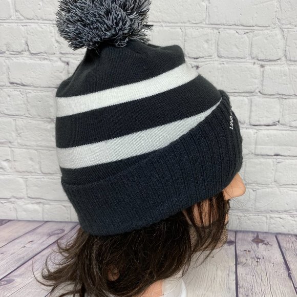 Under ARMOUR Beanie Knit Toque Winter Cap University of Alberta Pandas Soccer - Picture 4 of 11